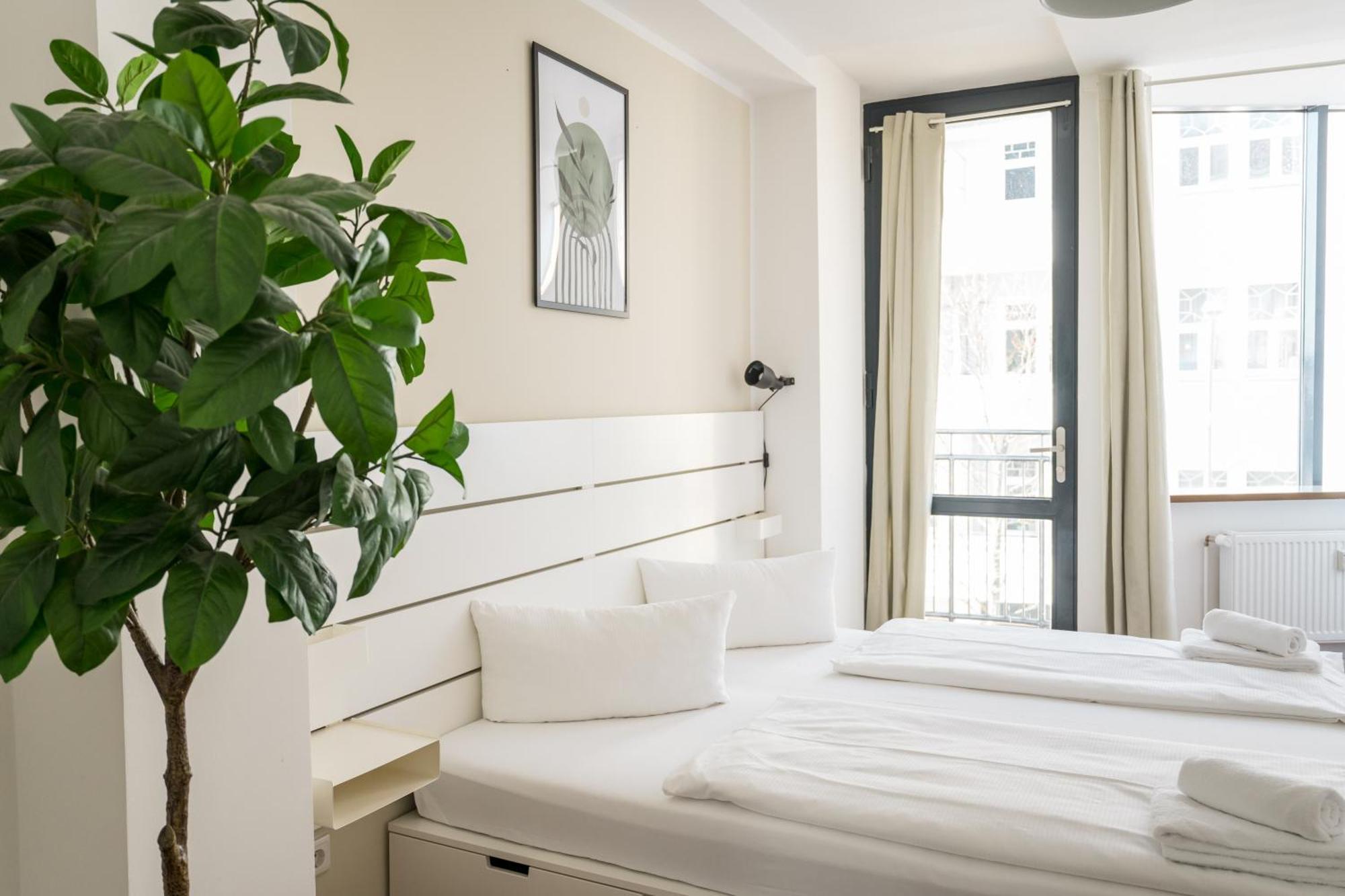 Fantastic 2 Bedroom Apartment Berlin Dış mekan fotoğraf