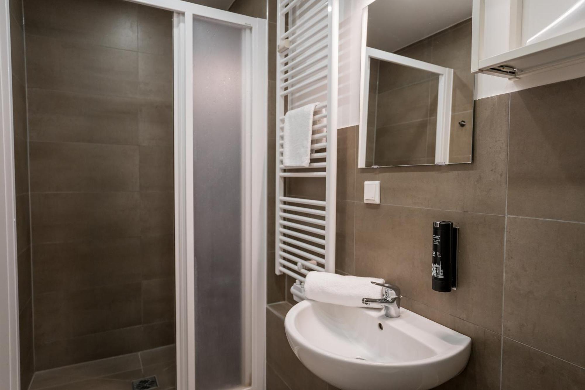 Fantastic 2 Bedroom Apartment Berlin Dış mekan fotoğraf